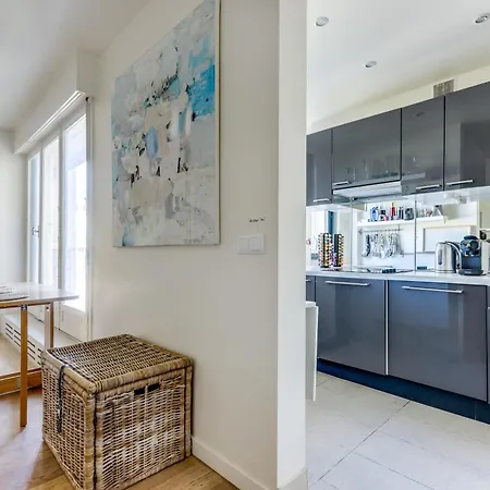 Chic Quartier Huppe Daire Paris