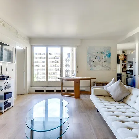 Chic Quartier Huppe Paris